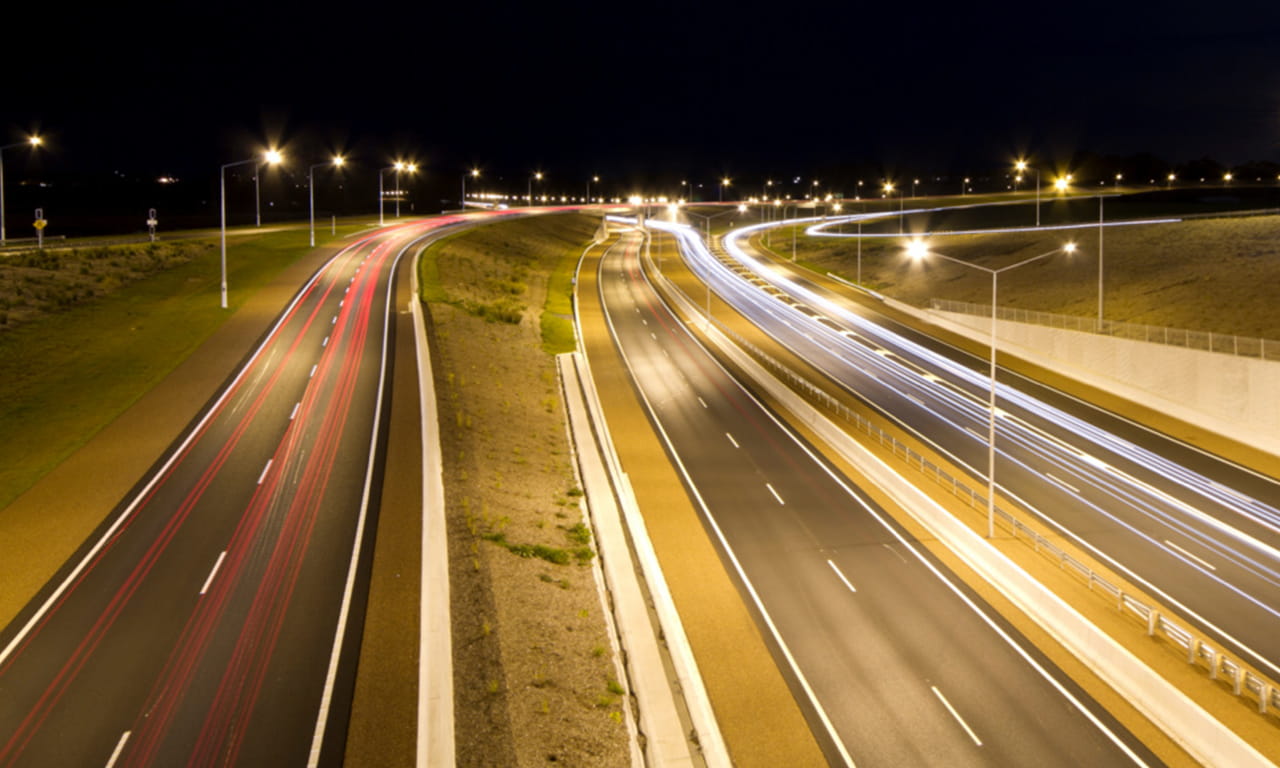 Aurecon project, the NZD 220 million motorway extension at Hobsonville will open six months ahead of schedule.