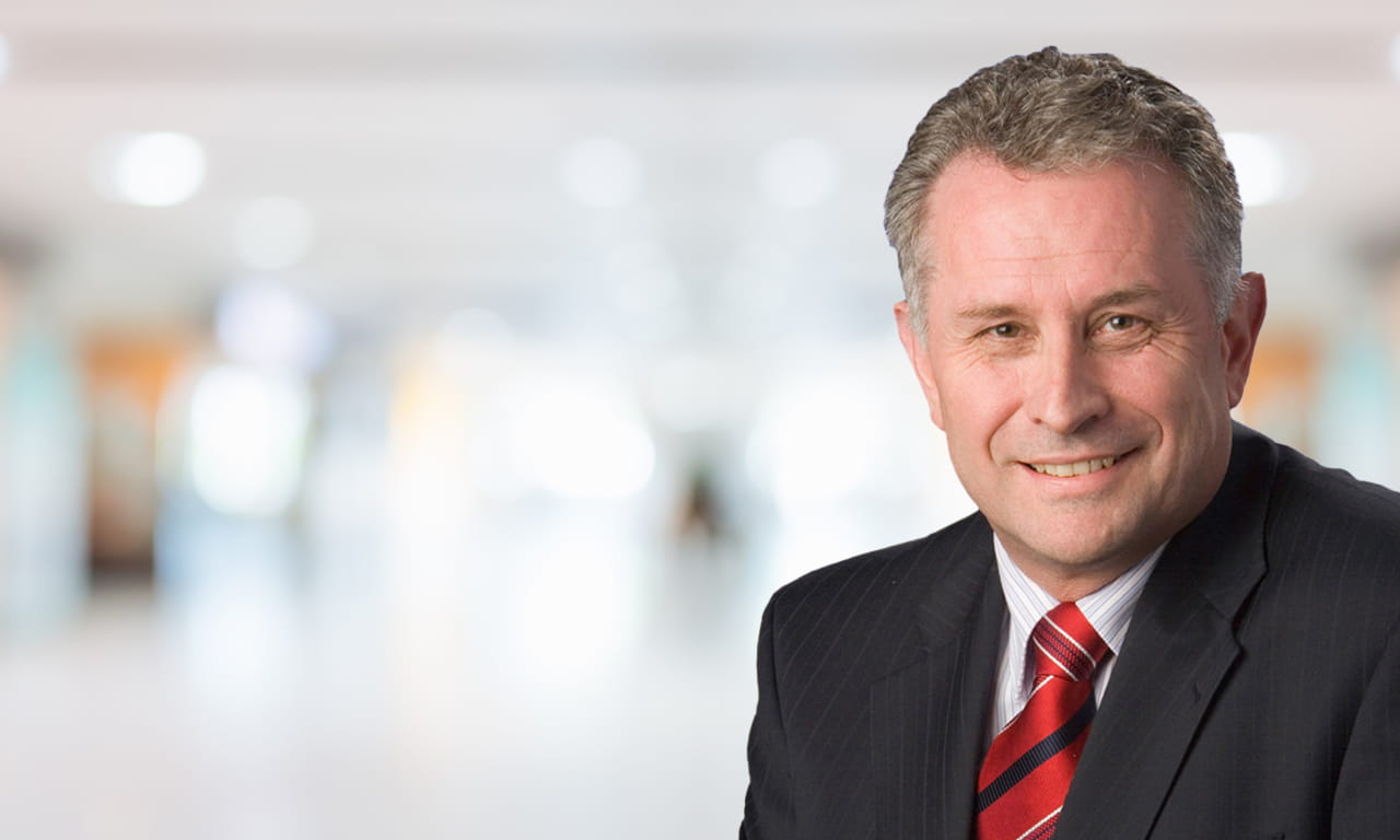 Aurecon's Paul Hardy has resigned as CEO. CFO Anthony McCusker will be acting CEO from 17 March 2014.