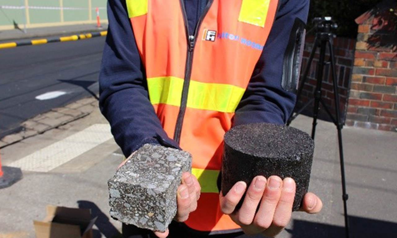 Pictured left to right: Standard asphalt showcased next to the new asphalt material for the Aurecon RAAF carpark project that incorporates recycled plastic material.