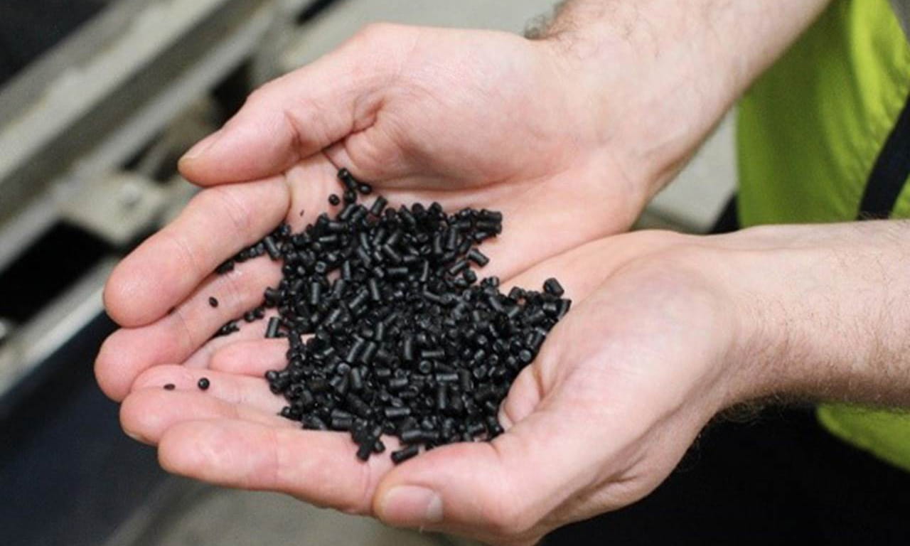 Recycled plastic that is incorporated into the asphalt material at the Point Cook RAAF Aurecon led project.