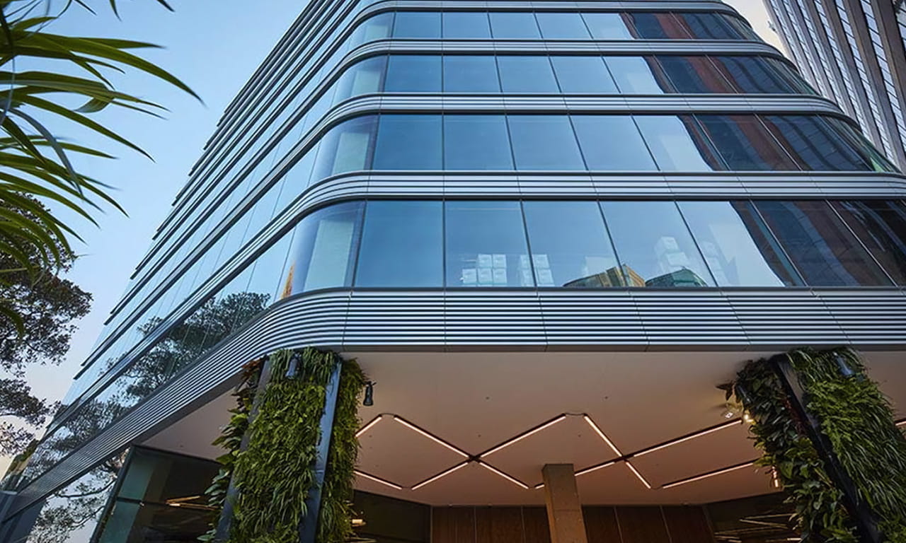 Aurecon’s new office at 73 Miller Street has been transformed into a high-quality A-Grade office building with ground-floor retail and 13 levels of office accommodation.