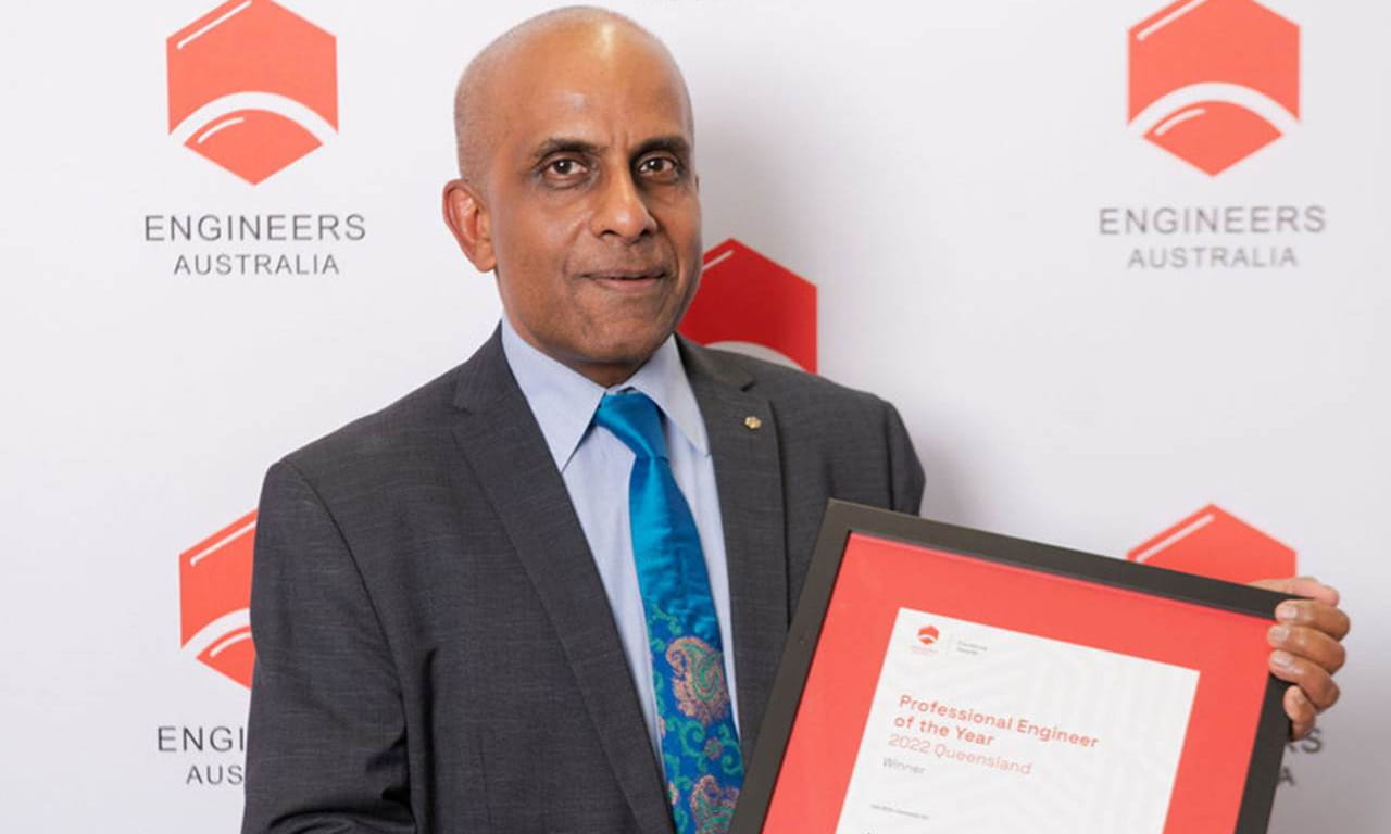 Aurecon’s Abel Immaraj was named Professional Engineer of the Year in Queensland. Image courtesy of Engineers Australia.