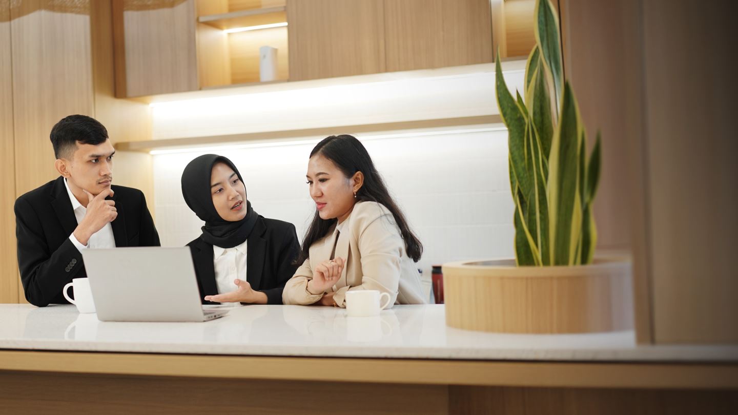Discover our culture #aureconlife in Indonesia.