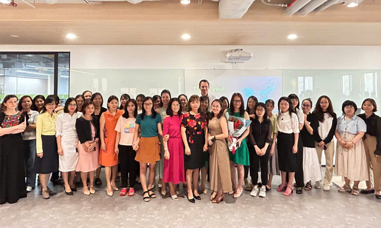 Celebrating International Women’s Day with a ladies lunch and presentation.