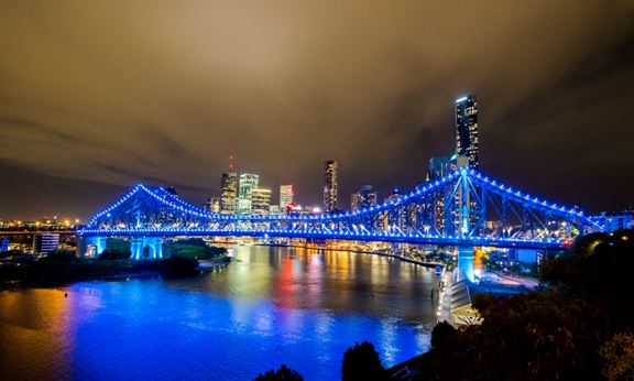 Brisbane river at night