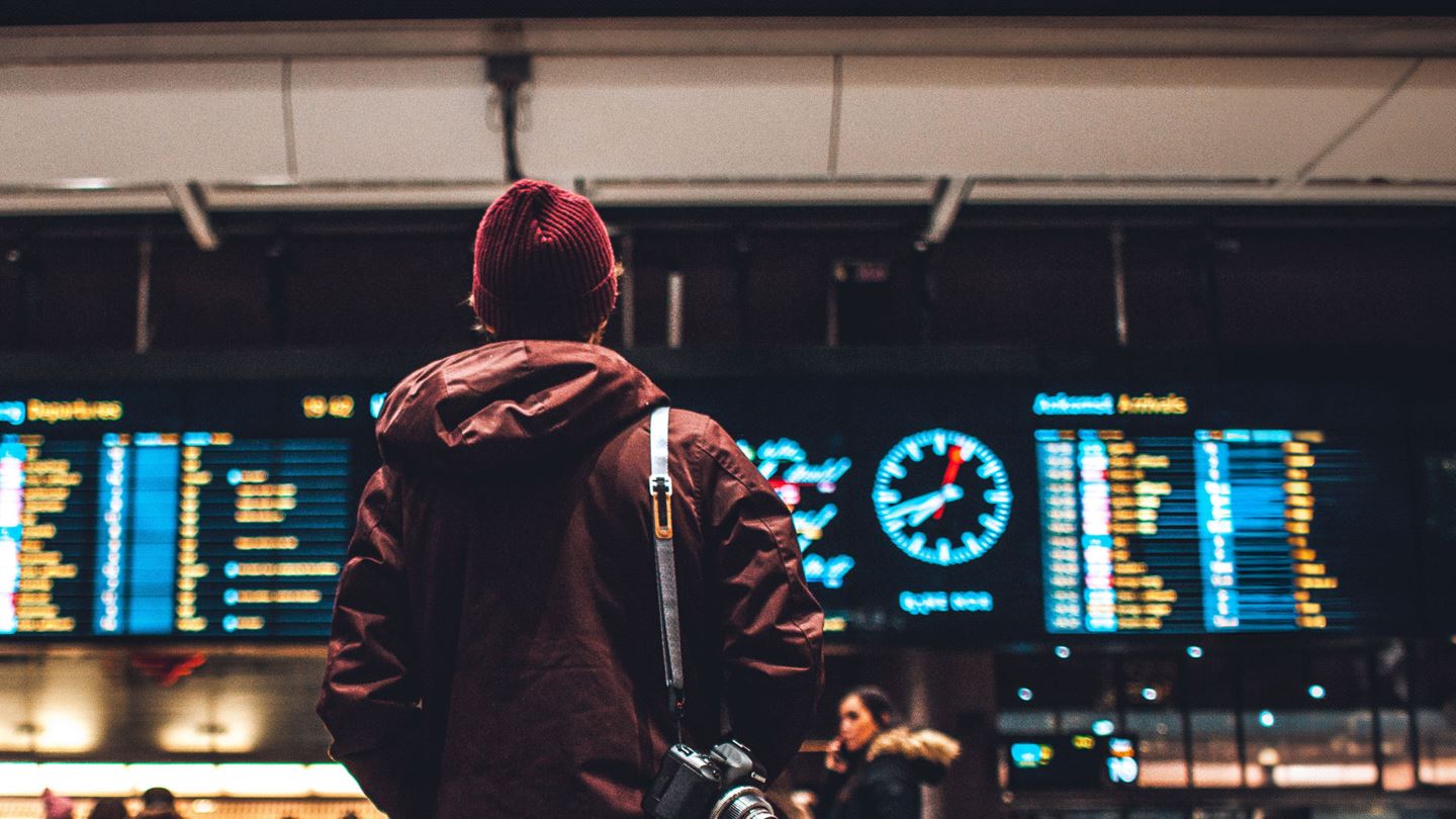 Aurecon diversifies the evolving aviation ecosystem as it adapts to a new world. Image courtesy by Erik Odiin on Unsplash.