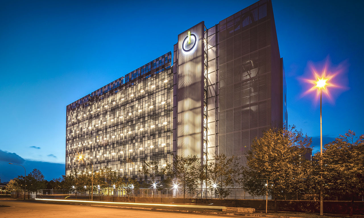 Decarbonising mission critical data centres in Asia-Pacific