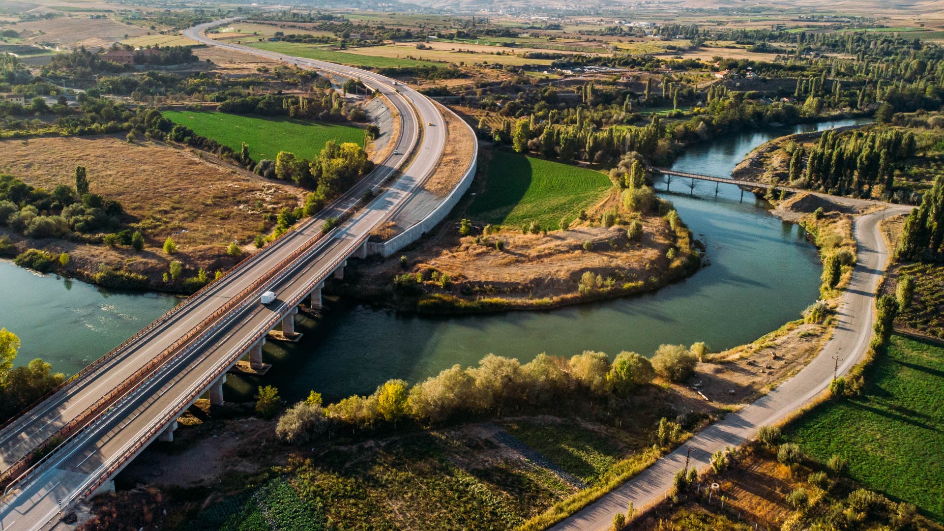 Aurecon insights investigates the performance of geogrid reinforced bridge abutments for their use on New Zealand’s State Highway network.