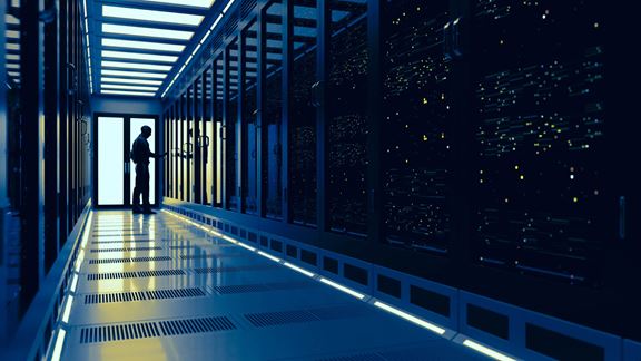 Improving operational performance by bringing people back into data centres.