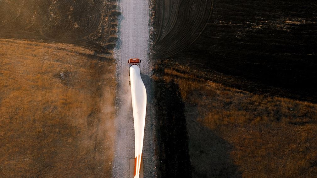 Making choices for de-risking renewable project delivery
