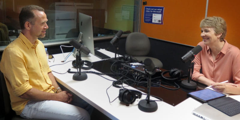Aurecon's Evelyn Storey and Queensland Brain Institute's Bruno van Swinderen discuss sleep and how his research with flies can help us understand its role in our overall wellbeing.