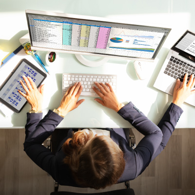 Explore how multitasking and constant notifications drain energy, fragment attention, and hinder deep, focused work essential for breakthroughs.