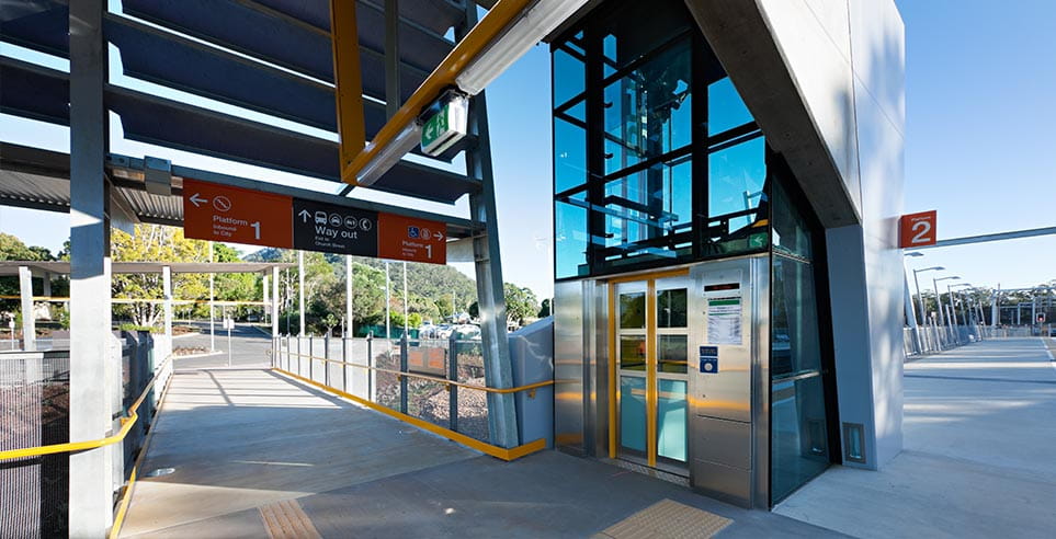 TrackStar Alliance is an integrated infrastructure delivery business that harnesses the skills of four business partners, Queensland Rail, Thiess, Aurecon and AECOM.