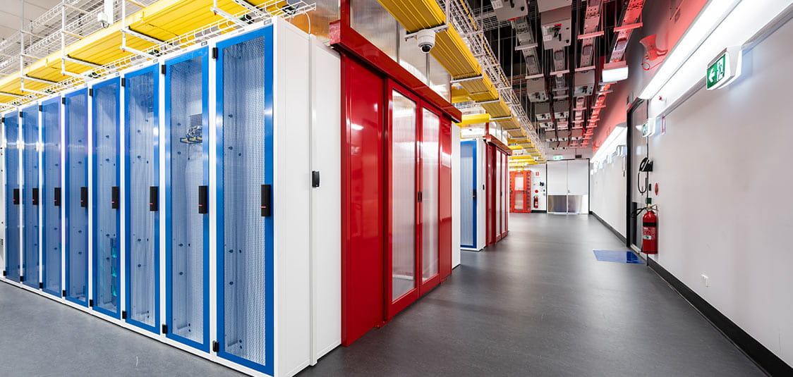 S2’s engineering and architectural design deliver an advanced example of data centre infrastructure.