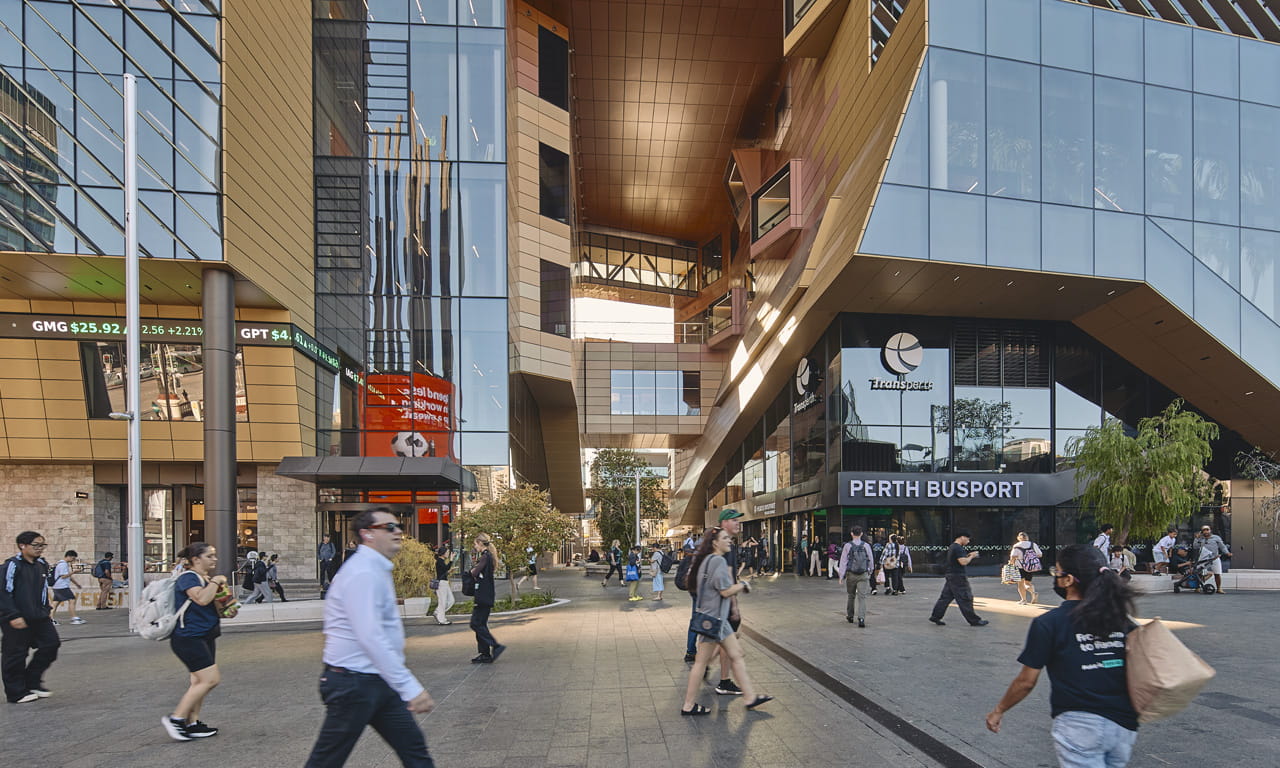 Retained mature trees, deep-soil planting and shaded public spaces strengthen biodiversity and enhance the campus’s connection to the city.