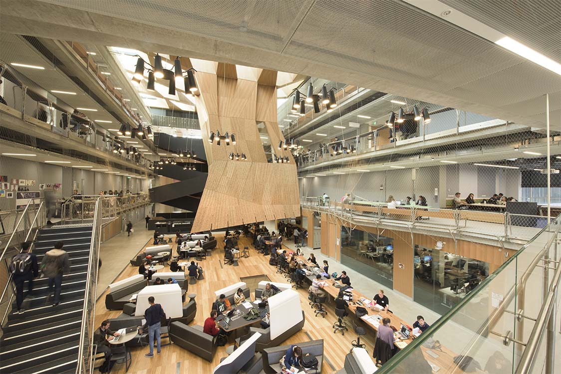 Spaces for peer learning and collaborative study prevail throughout the facility.