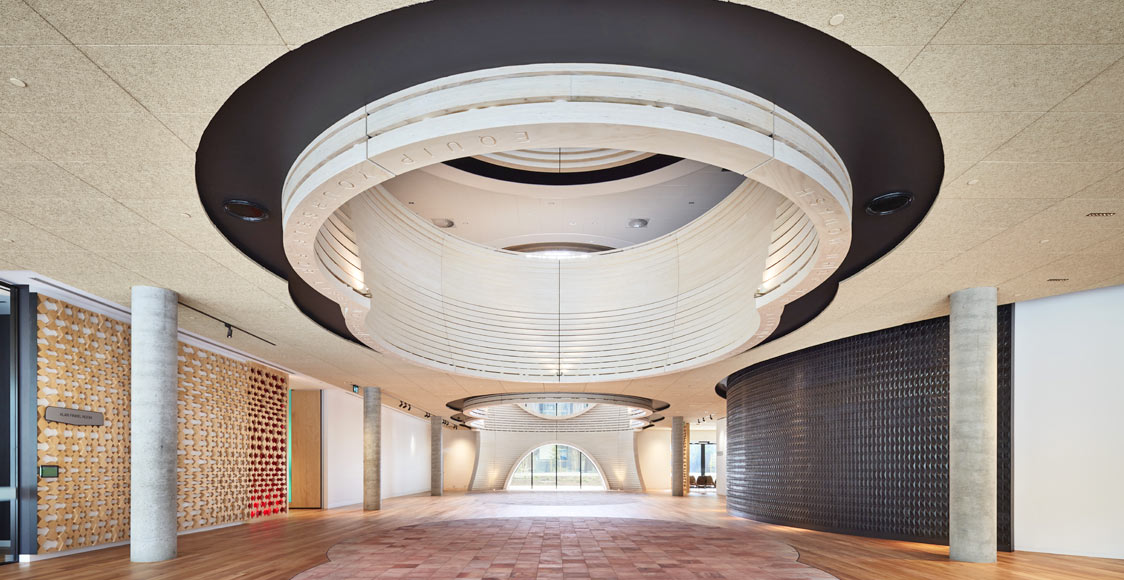 The ground-floor of Chancellery has a timber screen designed to the same pattern like the facade. Image courtesy of Rhiannon Slatter.