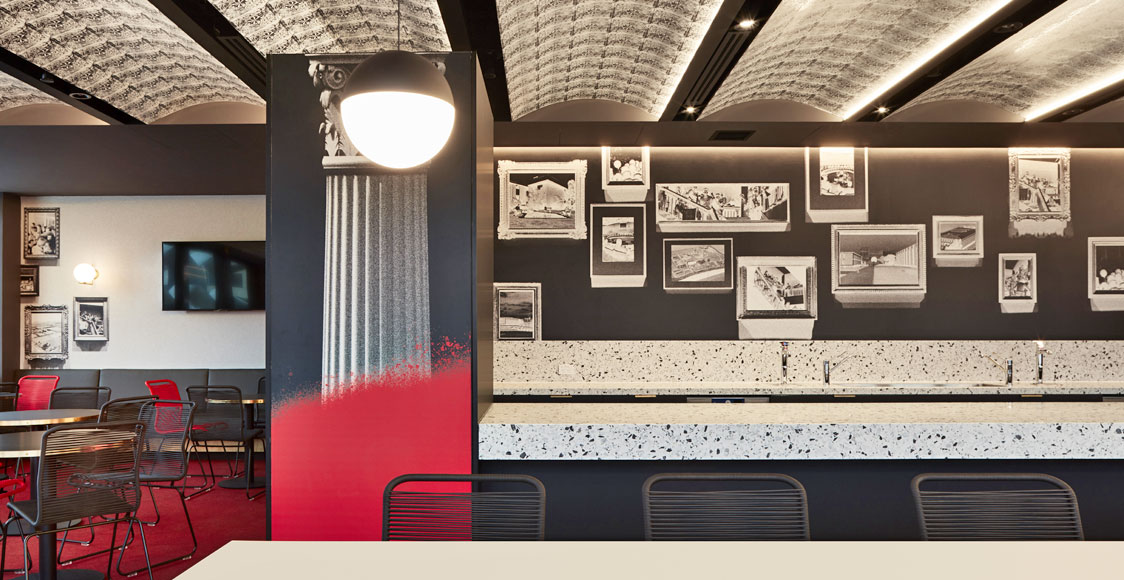 The building provides modern and adaptive design to support functions and events in Monash University’s campus. Image courtesy of Rhiannon Slatter.