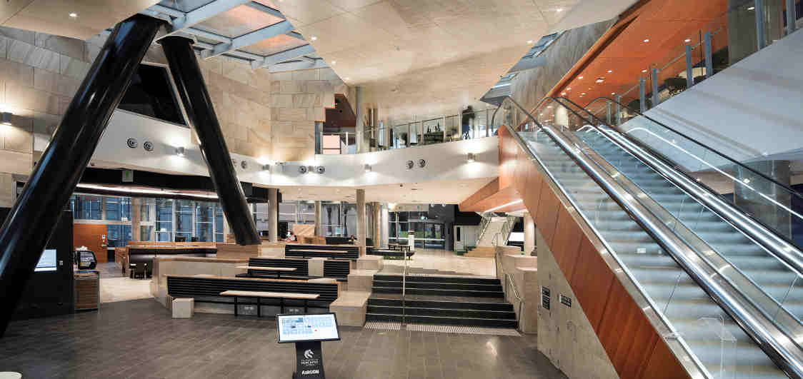 With Aurecon's services, NUspace has placed people at the centre, incorporating new ways of learning that focus on collaboration and group work, as well as harnessing technology to enhance the user experience and create a building of the future.
