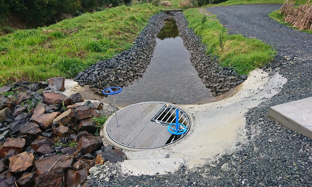 Fonterra’s water-reclaiming initiative is reducing their reliance on the Kaipara District Council supply and providing greater resilience against seasonal drought.