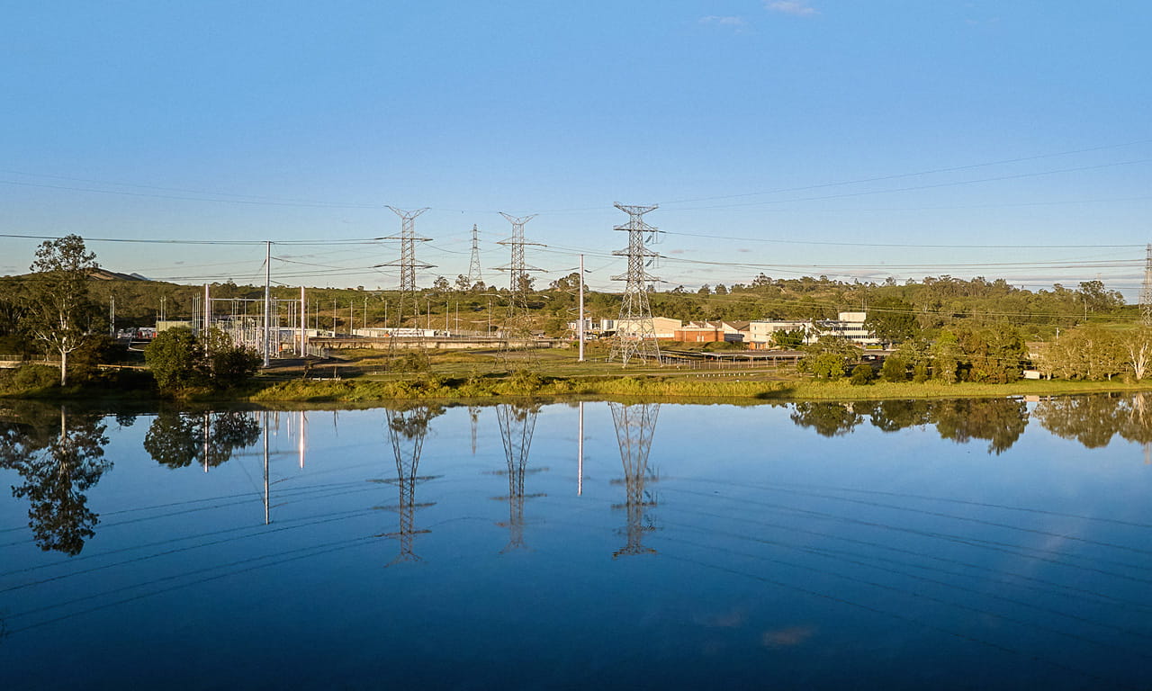 Aurecon provided engineering, environment, and planning advice on the overall configuration of on-site assets to support the site’s transformation into lower emission energy generation and storage.