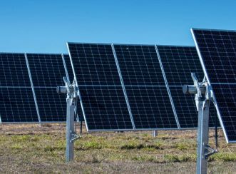 The University of Queensland is the first major university in the world to successfully make the switch to 100 per cent renewables produced from their own assets, with the opening of the 64 Megawatt (MW) Warwick Solar Farm. Image courtesy of Glenn Hunt.
