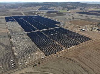 Aurecon was on site regularly during the construction of the Warwick Solar Farm. Image courtesy of The University of Queensland.