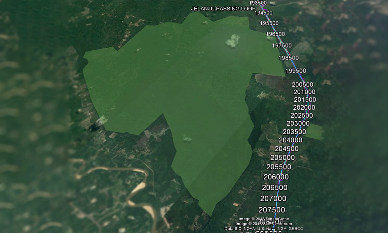 The revised alignment design avoids the forest reserve and helped to achieve 90 per cent less forest loss compared with the original design.