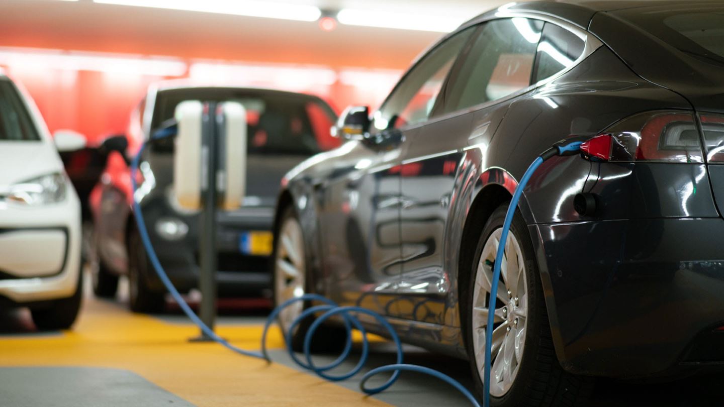 The biggest benefits of installing electric vehicle charging stations is to boost competitiveness by attracting electric vehicle owners.