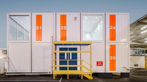 Aurecon provides project management and building design for the temporary expansion of the emergency unit at Melbourne’s Monash Medical Centre.