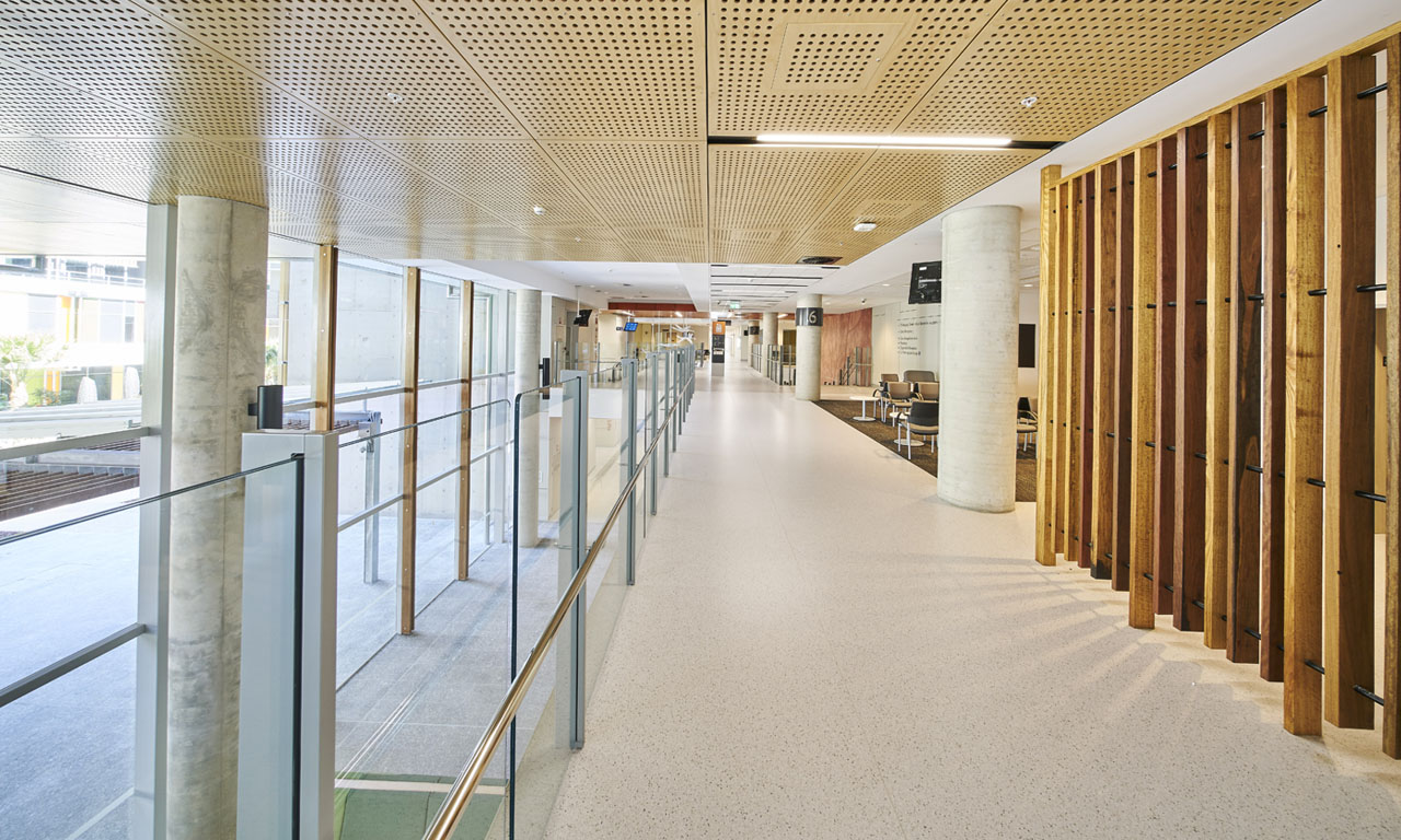 A light filled hallway in the Sunshine Coast University Hospital. Image courtesy of Lendlease Building.