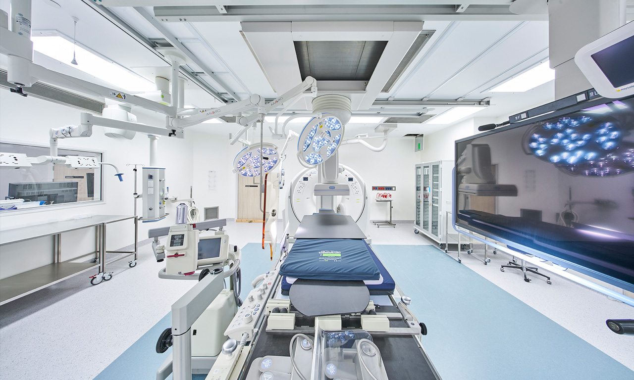 An operating room in the Sunshine Coast University Hospital. Image courtesy of Lendlease Building.