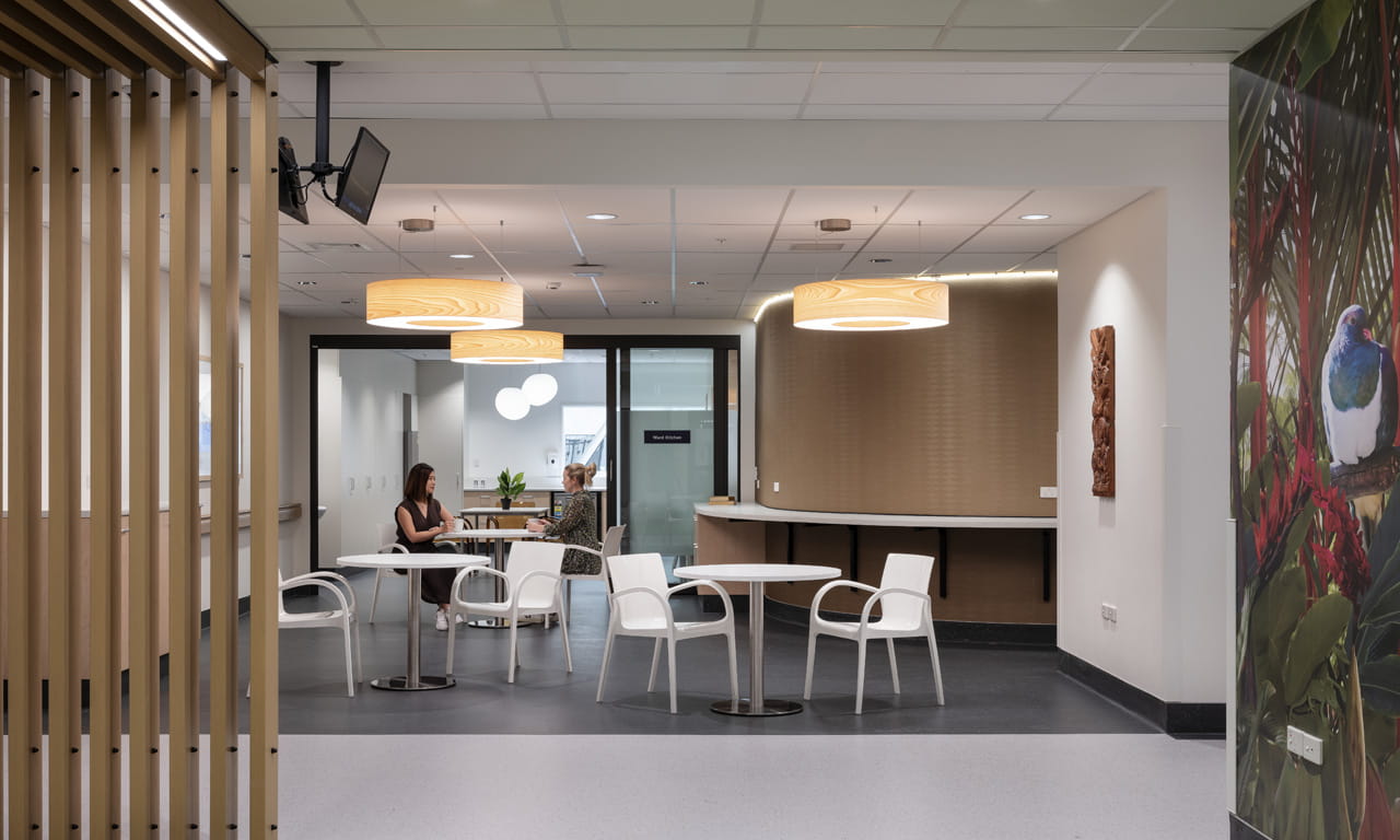 Multidisciplinary clinical teams can work closely together through each stage of care.