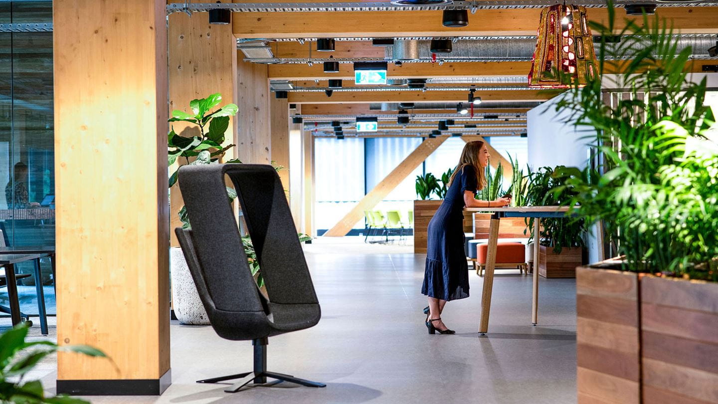 Aurecon’s tenancy celebrates timber and creates a contemporary and creative studio environment.