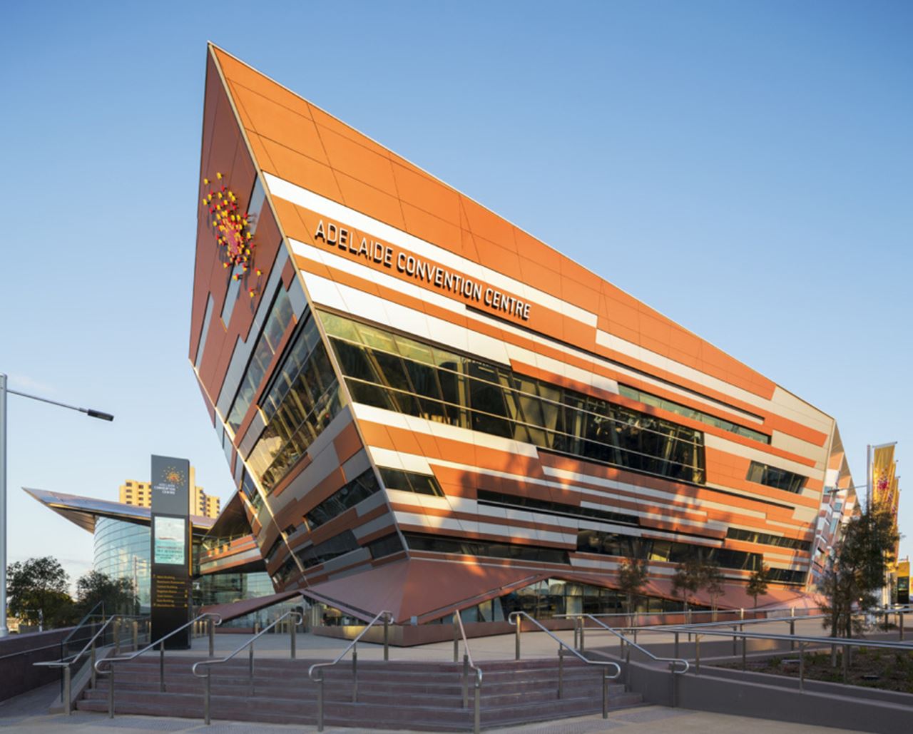 Innovative digital engineering solutions allowed Aurecon to create the imaginative superstructures. Image courtesy of Adelaide Convention Centre.