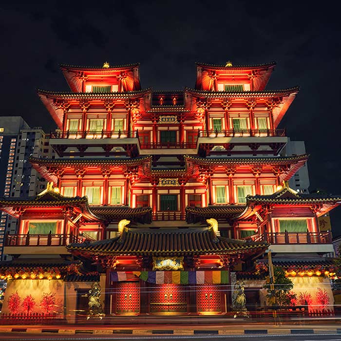 Front view of Buddha Tooth Relic Temple.