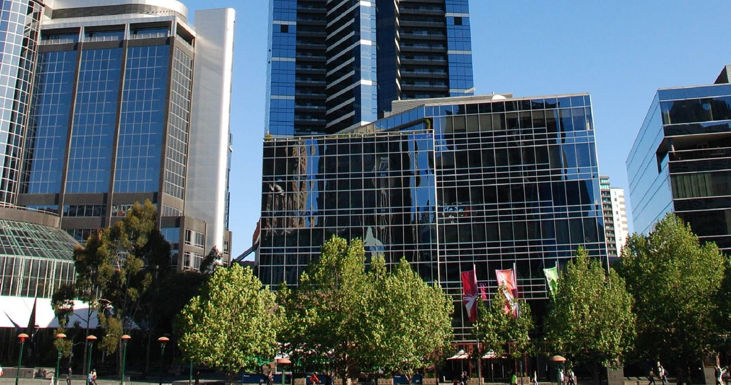 Aurecon delivers building engineering services to minimise sway and maximise the stability of the Eureka Tower.