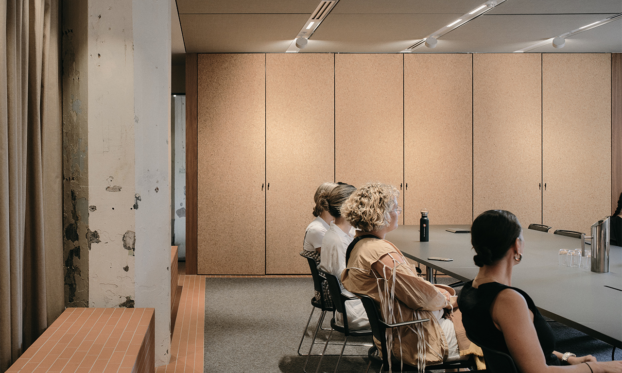 Aurecon worked closely with materials suppliers to find appropriate products that were sustainable and created a unique aesthetic.
