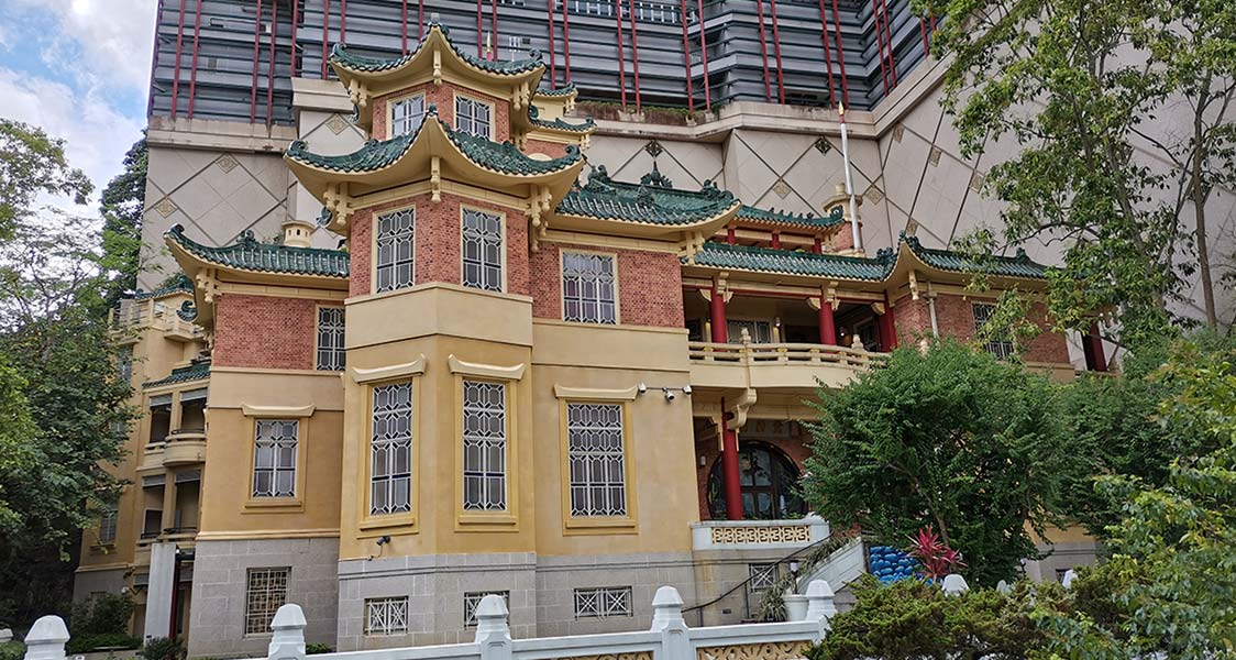 Haw Par Mansion is a centre for cross-cultural exchange through music, heritage and arts with vibrant and enriched music education and arts programmes.