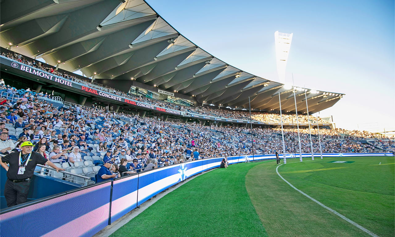 With a 14,000-spectator capacity, Joel Selwood Grandstand was the final piece to complete multi-tiered seating to the full perimeter of the stadium.