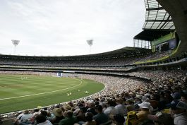 Melbourne Cricket Ground - Game day
