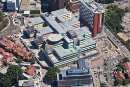 The Royal North Shore Hospital in Sydney underwent a redevelopment encompassing a 96 000m², nine-floor acute facility. Image courtesy of NSW Health.