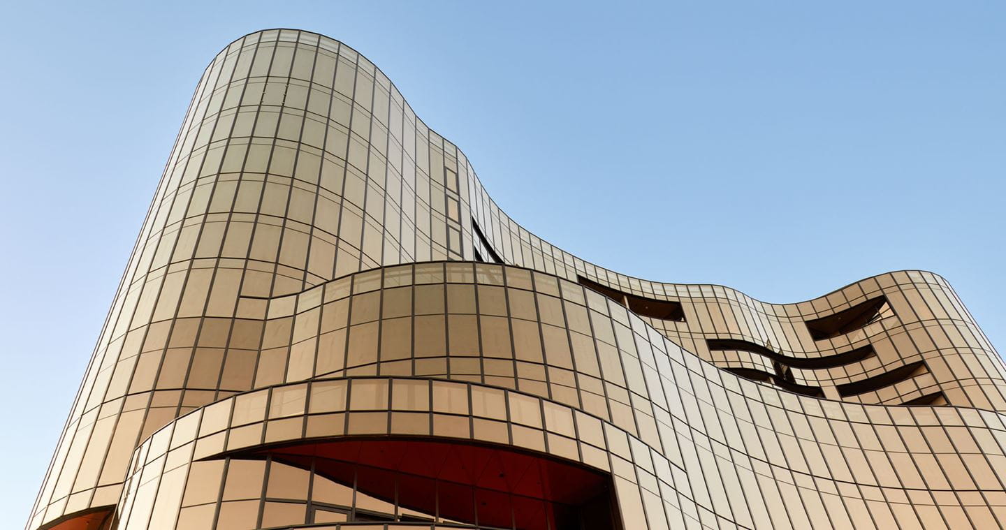 Engineering solutions to blend classic architecture with contemporary designs to expand Adelaide’s entertainment precinct.