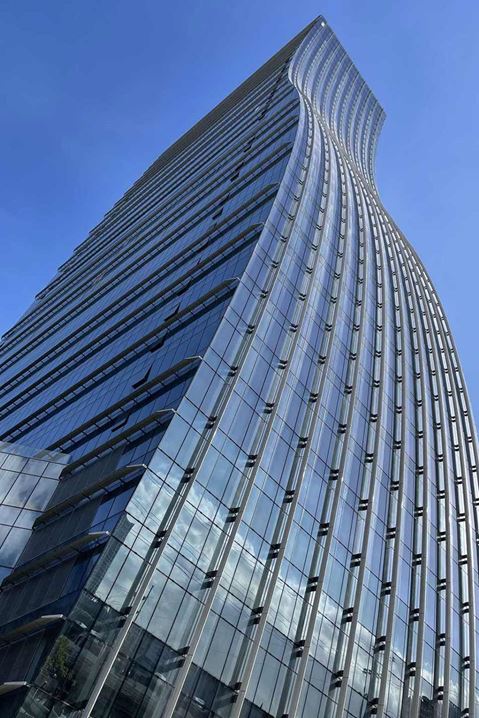 SM Megamall Tower is located at the heart of a commercial business district within Metro Manila, Philippines. Image courtesy of Arquitectonica.