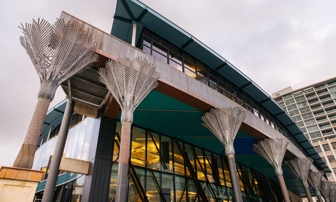 The Level 3 and 4 extensions feature advanced facade design minimising thermal bridging while maximising daylight penetration.