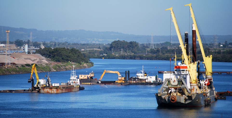 Aurecon provides full engineering, procurement and construction management services for the greenfield Newcastle Coal Infrastructure Group (NCIG) Coal Export Terminal (CET).