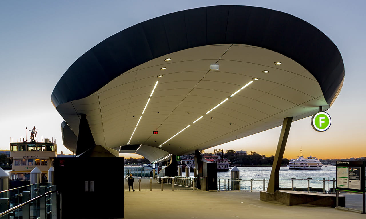 Barangaroo Ferry Wharf provides a customer link from the Western Suburbs and Northern Beaches to the Barangaroo Precinct.