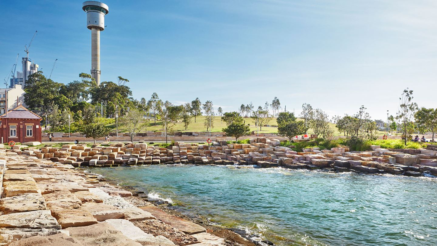 Barangaroo Reserve’s sandstone foreshore is one of unique design, exceptional engineering and naturalised landscape achievements.