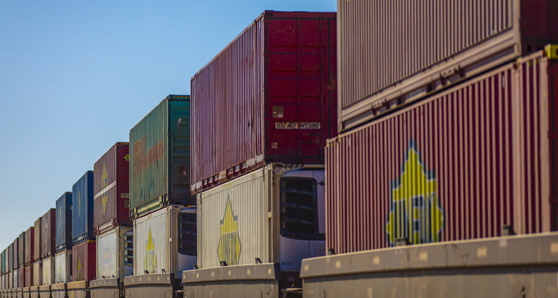 Aurecon wrote bespoke code in a digital modelling tool to tell the story of how the heat outputs and pollutants are purged as trains travel through the tunnels.