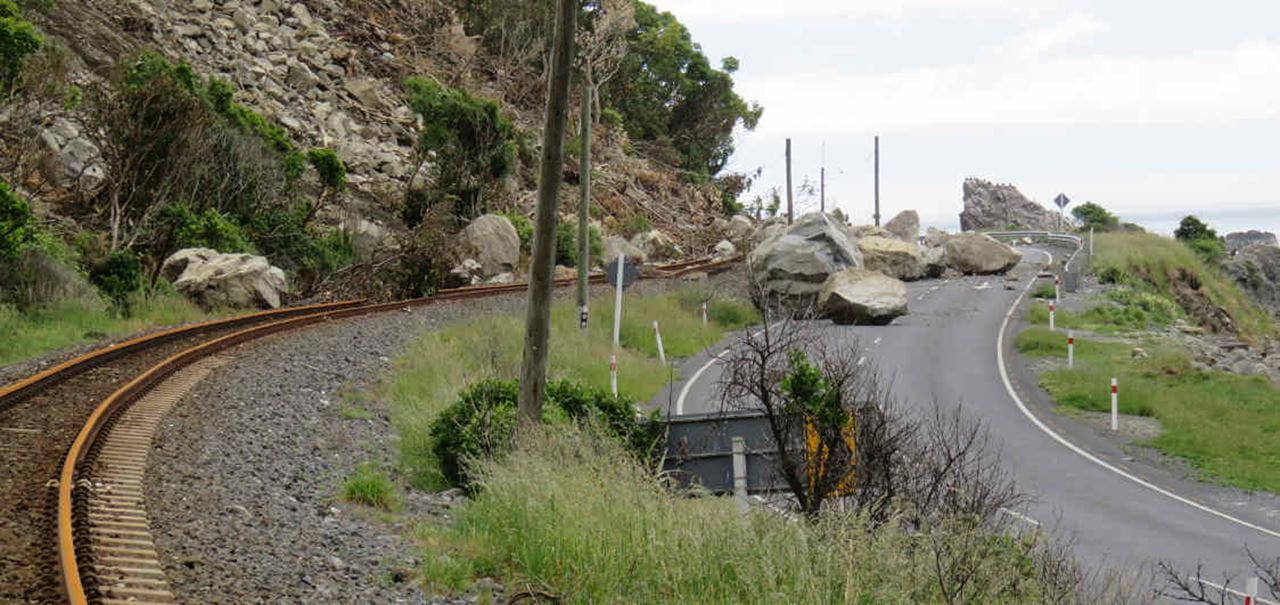 Rock fall at the slip in State Highway 1. 